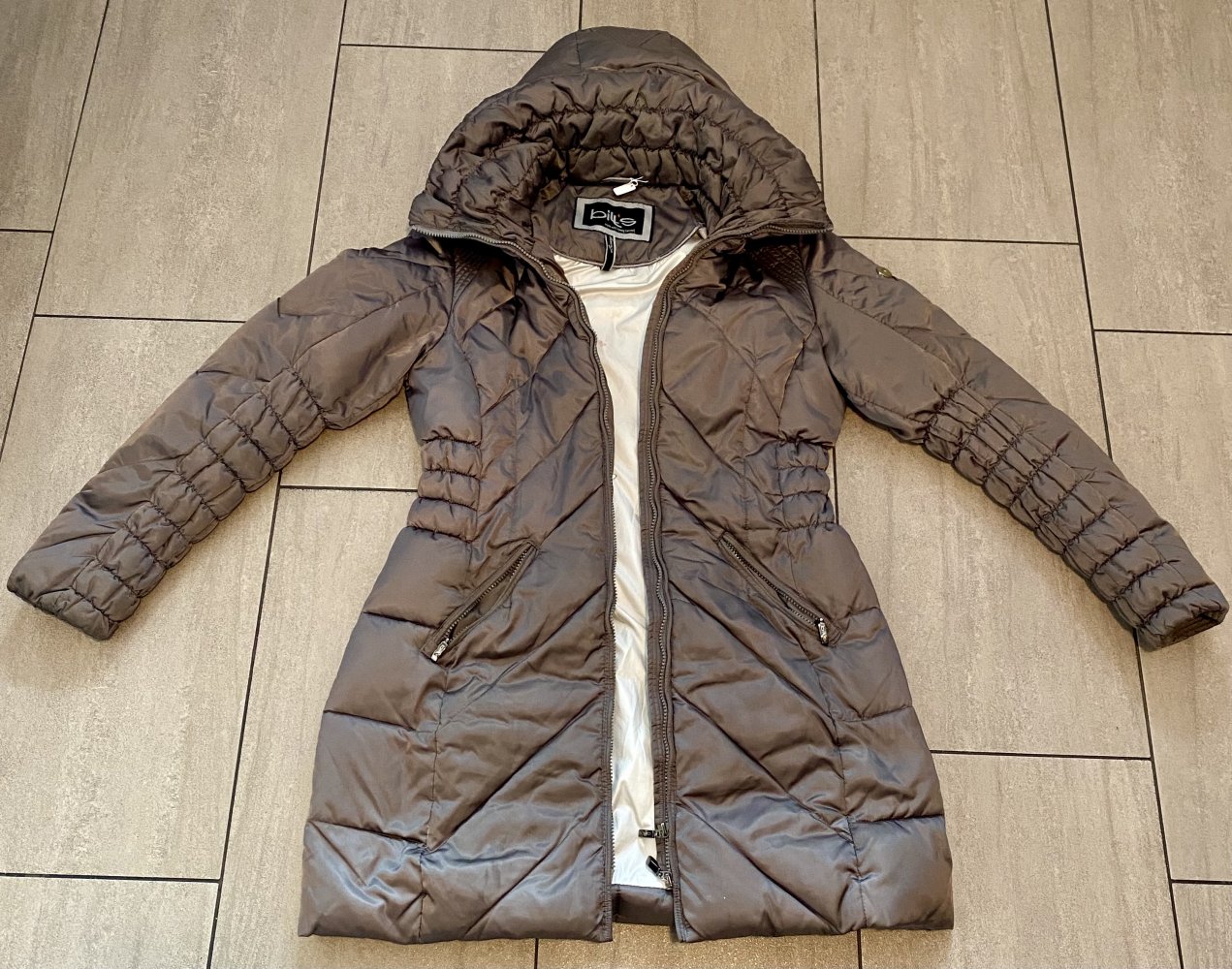 Damen Mantel Winter Stepp Jacke warm tailliert & mit großer Kapuze Gr.S von Bill´s
