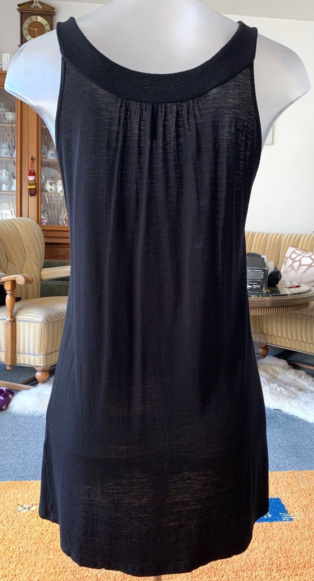 Damen Kleid Jersey Ärmellos Sommer Gr.38 in Schwarz von Amisu NW
