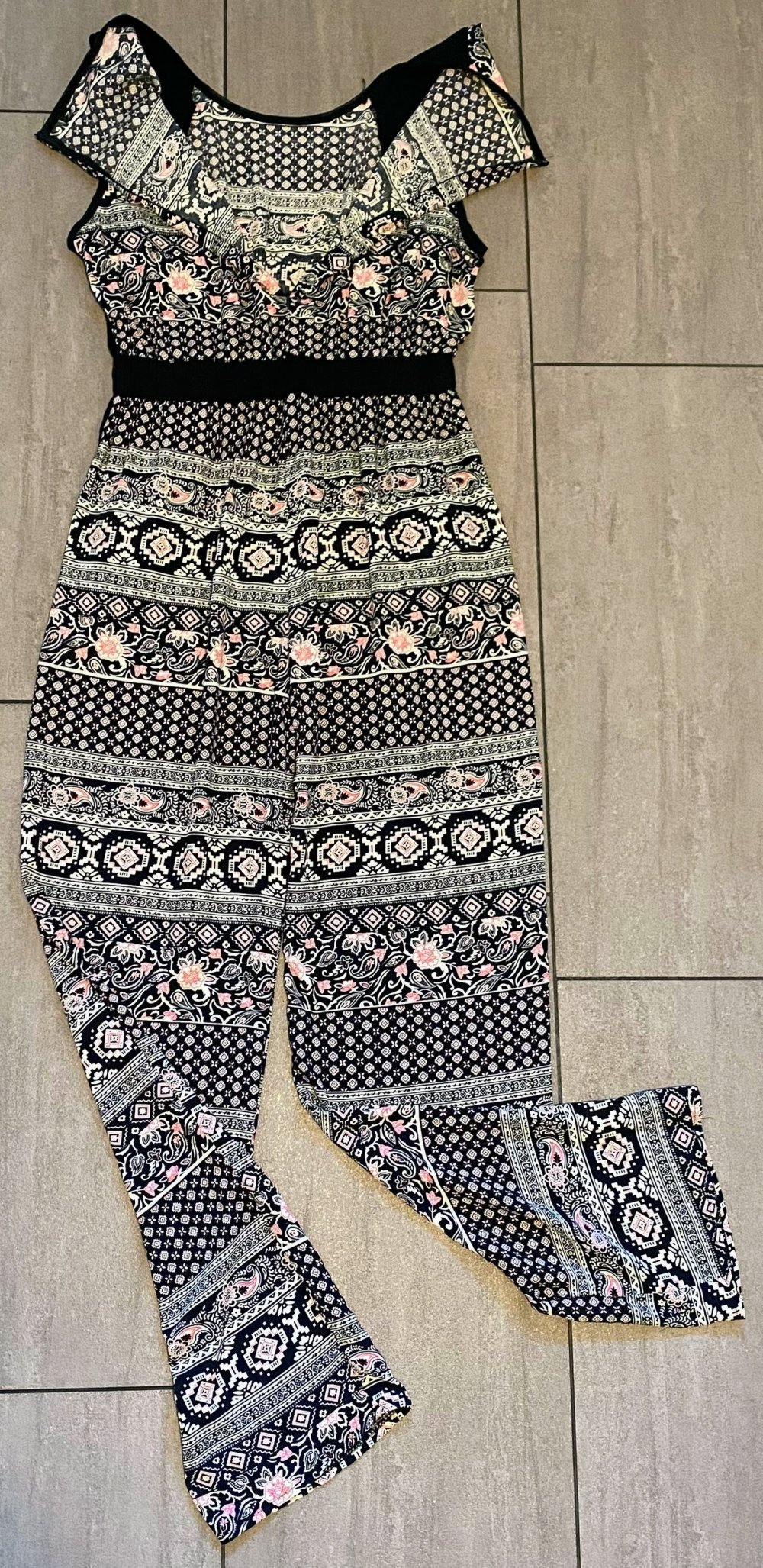 Damen Hose Jumpsuit Sommer Gr.M Bunt gemustert neuwertig