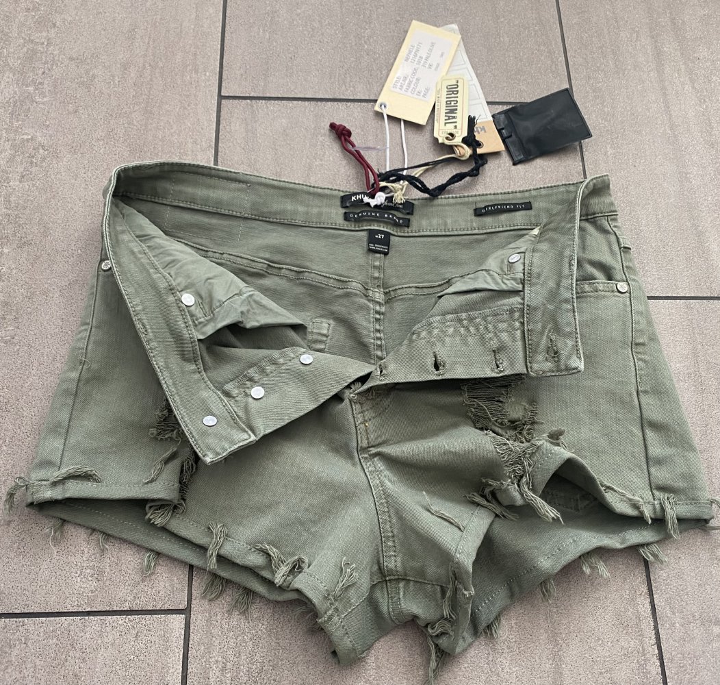 NEU Damen Hose Shorts Sommer Stretch Gr.S Khaki Khujo (NP 69,95 €)