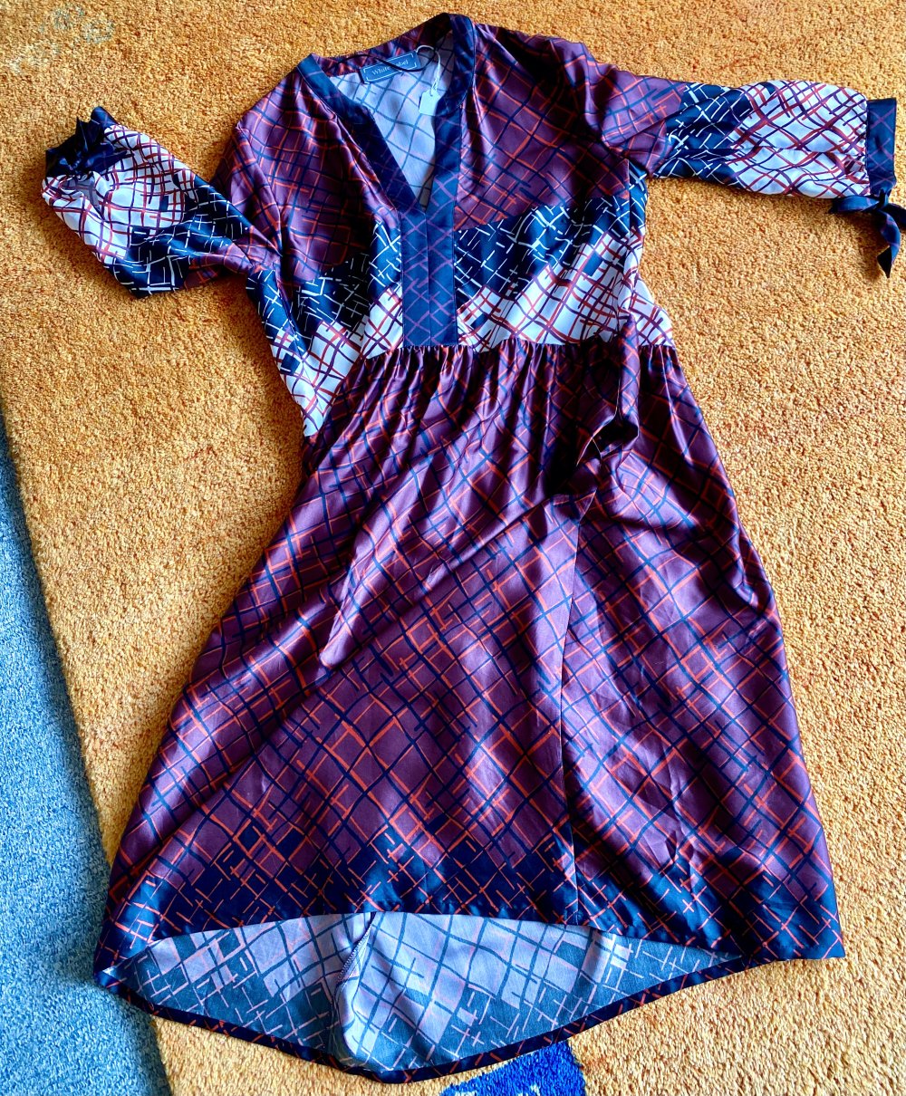 NEU Damen Kleid Sommer schwingend Gr.38 Bunt gemustert White Label 