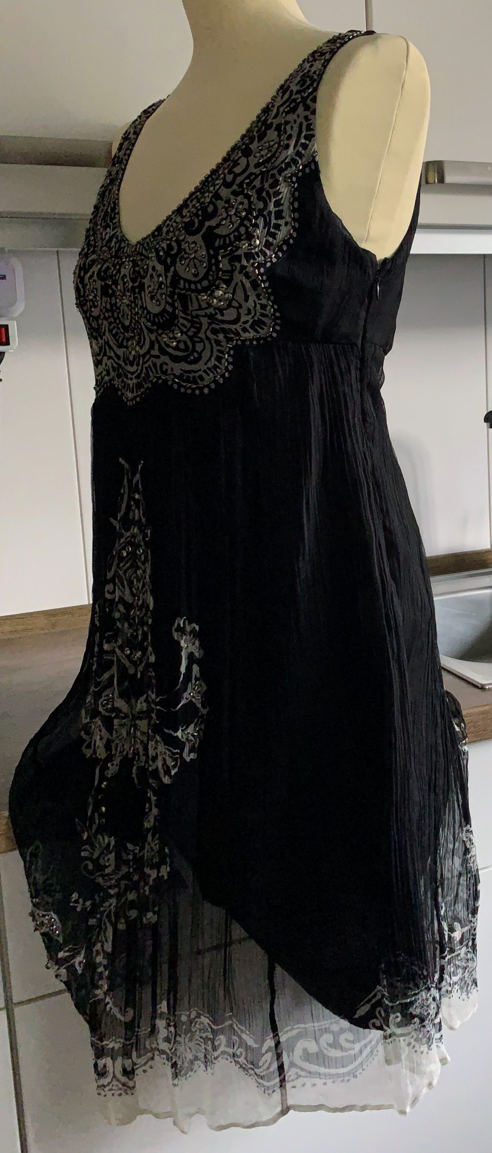 Damen Kleid Sommer mit Trägern Empire-Stil Gr.S Schwarz/Creme gemustert Derhy 