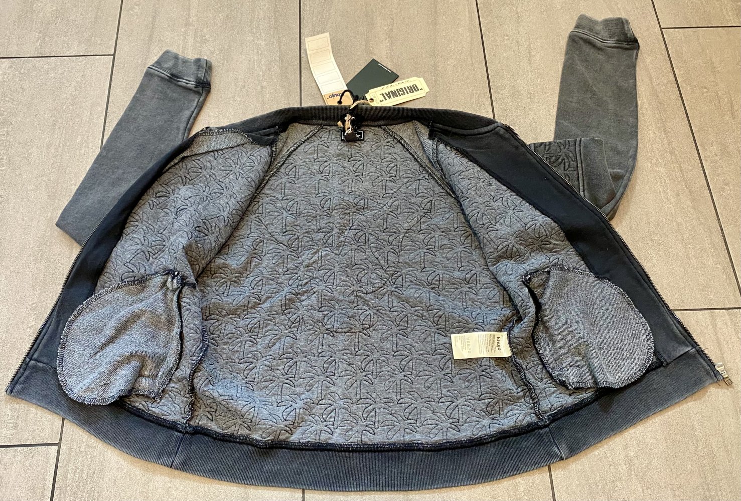 NEU Jacke Sweatjacke mit Adler Stickerei Gr.S in Grau von Khujo 