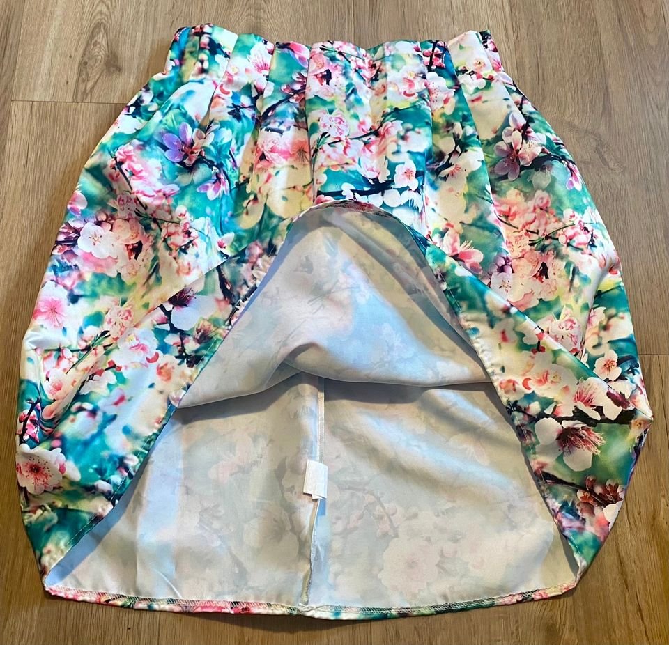 Damen Rock Gr.38 Edler Sommer Schlupfrock mit Blumenmuster in Multi Colour NW 