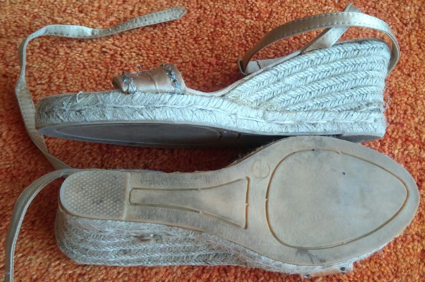 Damen Sandaletten Riemchen Keilabsatz Plateau Gr.38 Gold Alessia NW 