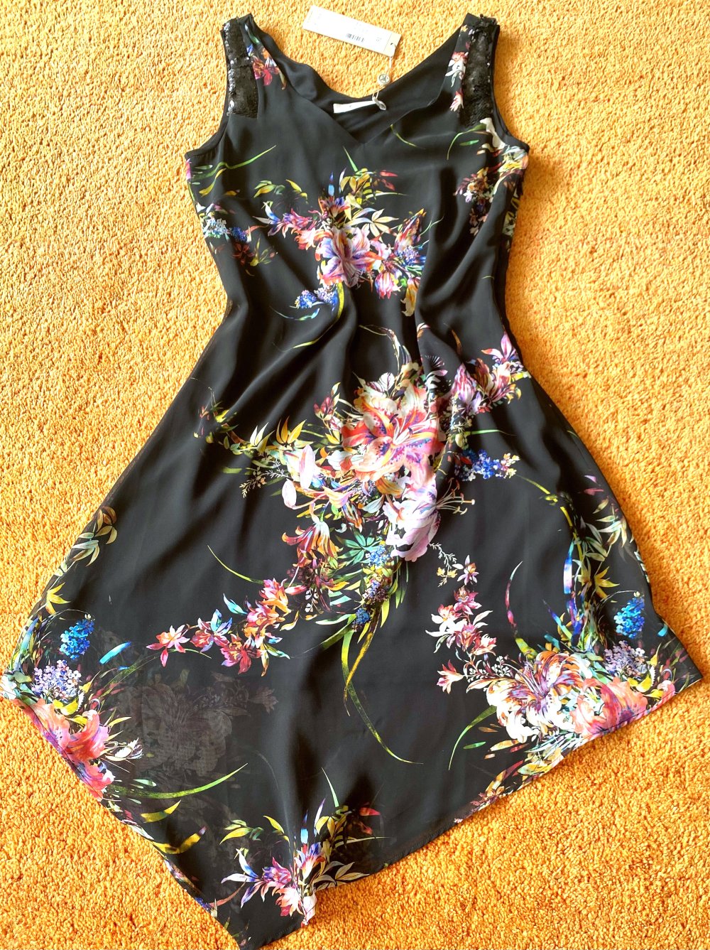 NEU Damen Sommer Kleid mit Trägern Gr.36 Zipfelig Schwarz/Bunt von Monari P.119,99€