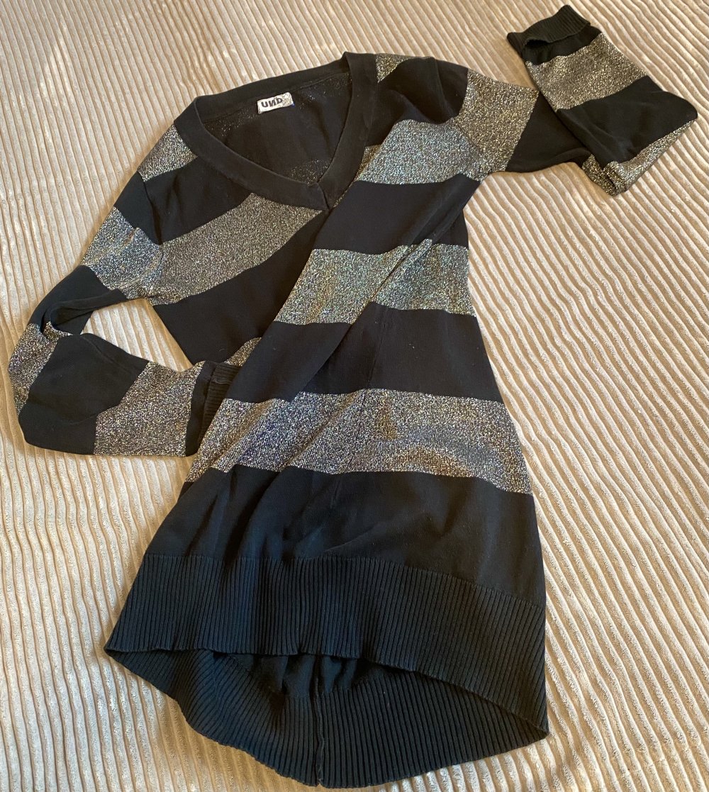 Damen Pullover Long fein Strick ???? Gr.XL Schwarz/Glitzer gestreift von Ump 