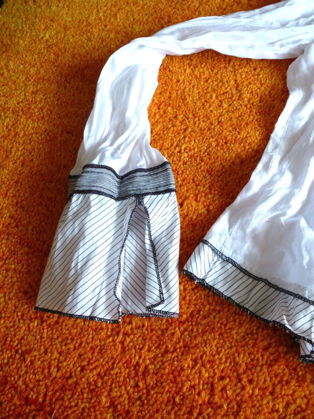 Damen Bluse Business Hemdbluse mit Crash-Effekt Gr.38 Weiß gemustert Steilmann NW