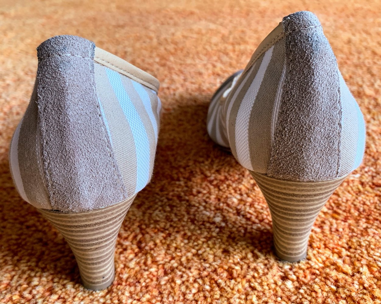 Damen Schuhe Sommer Pumps, Gr.39, Creme/Beige gestreift Tamaris NW