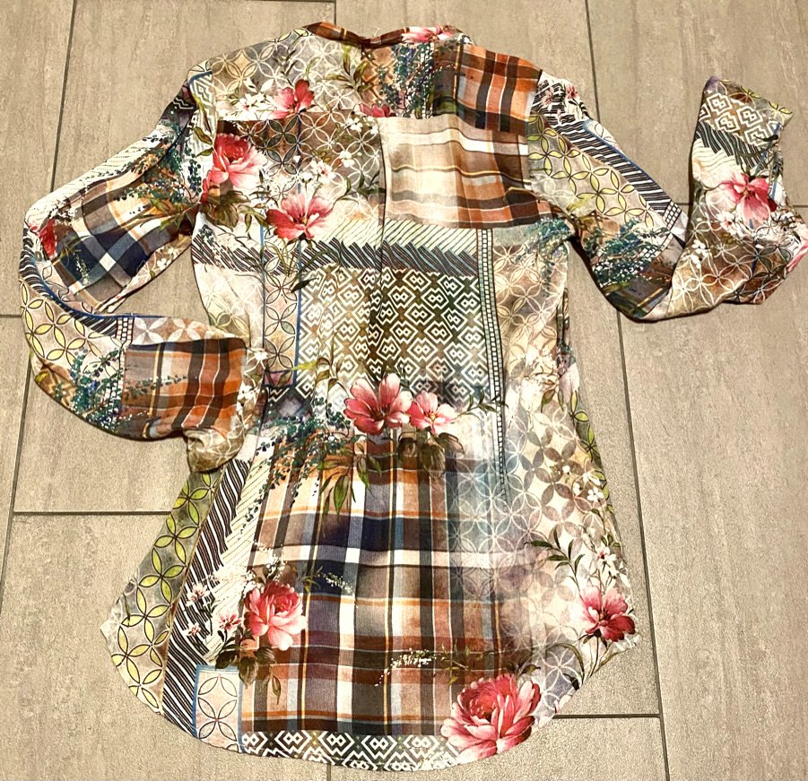 NEU Damen Bluse Gr.M Malvin Bunt geblümt Verführerisch schön