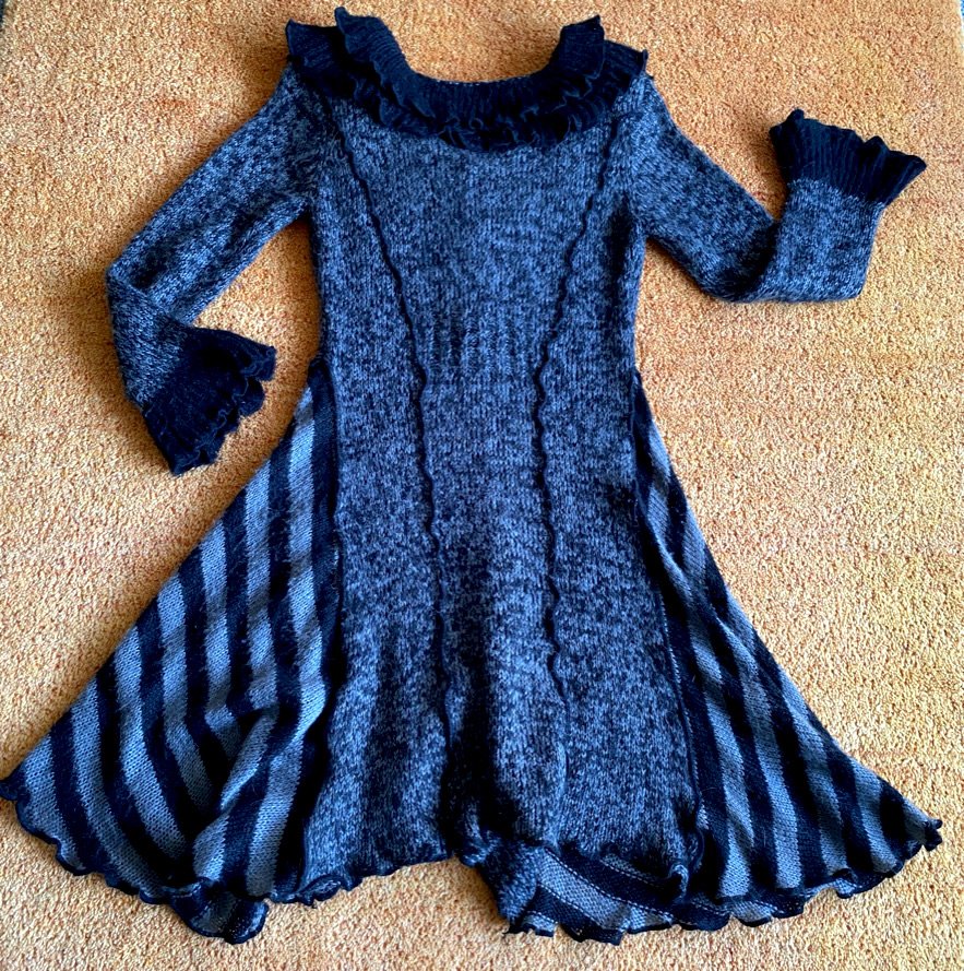 Damen Mantel Kleid Strick Mantelkleid Gr.38 in Schwarz/Grau im Zipfelstil von Miss 83 