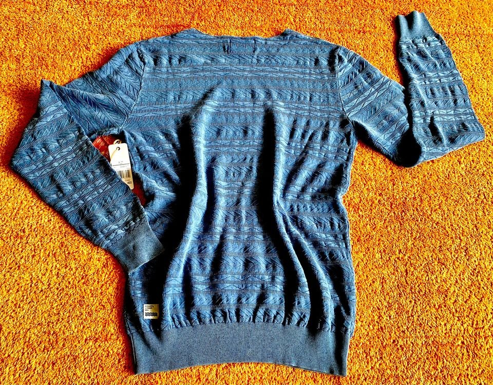 NEU Damen Pullover Feinstrick Gr.M in Blau von Khujo