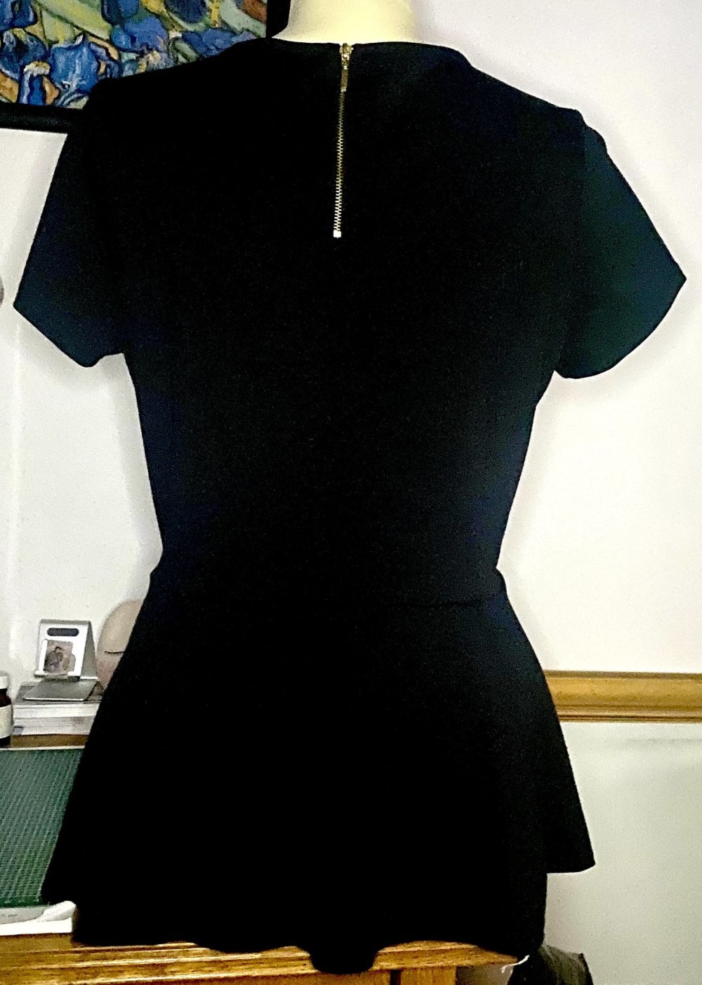 Damen Bluse Shirt in Glöckchenform Gr.L Schwarz Esmara NW