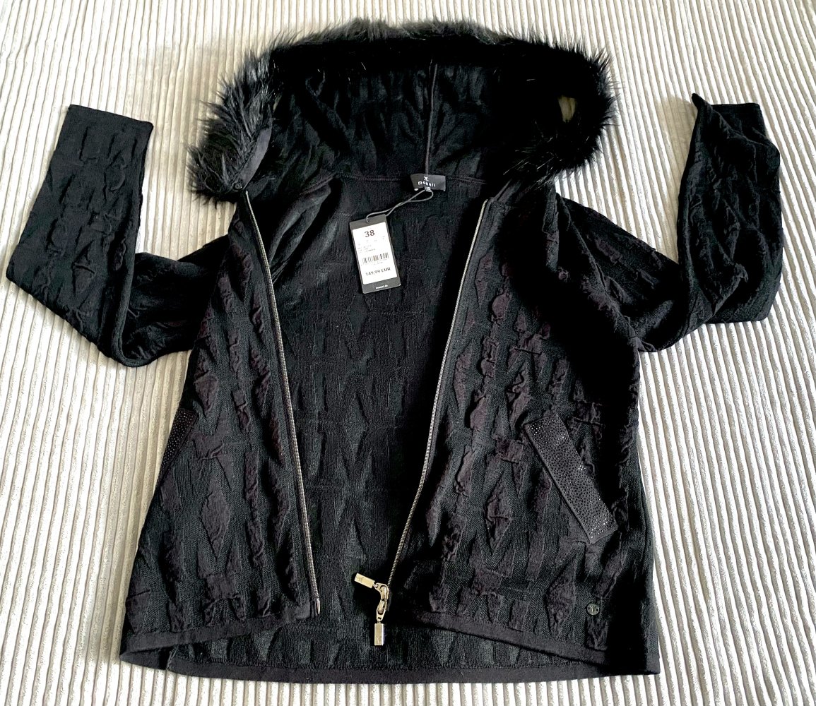 NEU Damen Jacke Strickjacke mit Kapuze Gr.38 in Schwarz Monari P.149,90€ 
