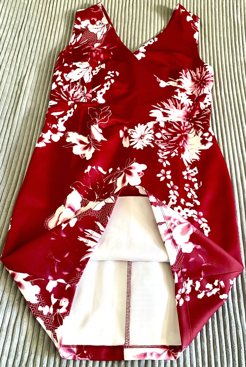 Damen kleid Sommer Wickeloptik ärmellos Gr.40, geblümt  Bodyflirt Boutique NW 