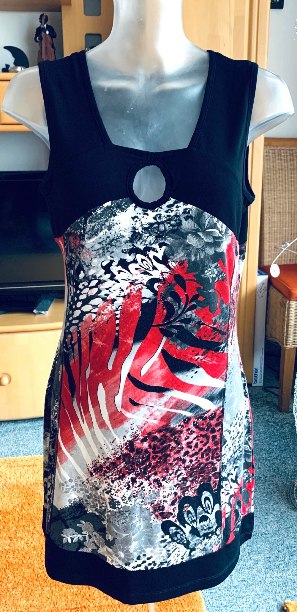 Damen Kleid Tunika Sommer Gr.S in Schwarz geblümt NW 