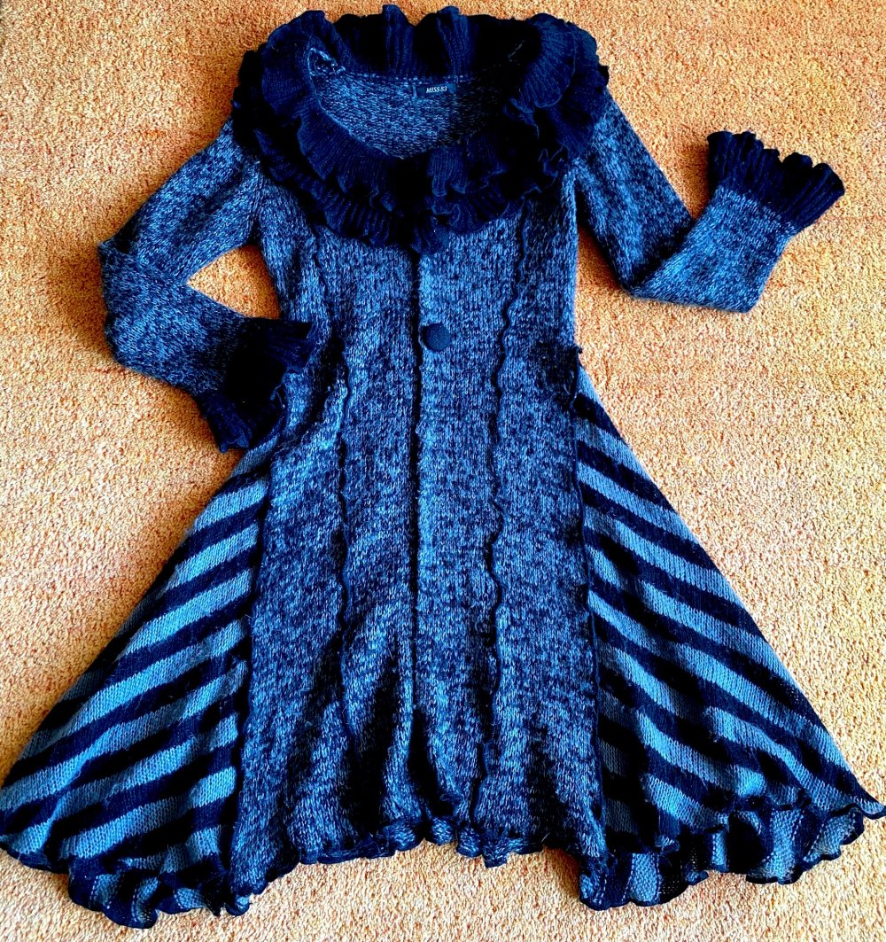 Damen Mantel Kleid Strick Mantelkleid Gr.38 in Schwarz/Grau im Zipfelstil von Miss 83 