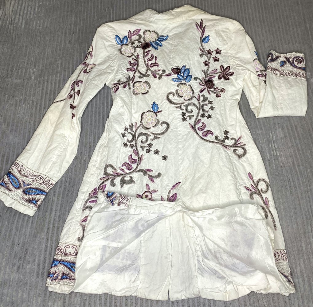 NEU Sommermantel Gehrock von Malvin Gr.36 Creme mit floraler Stickerei NP 199,90 €