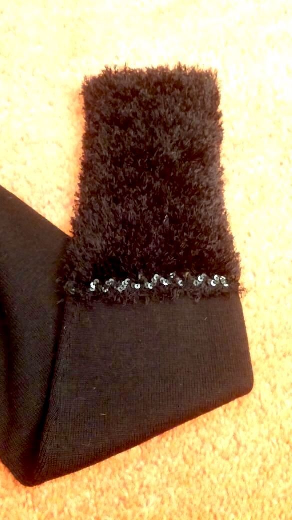 Damen Pullover Strickpullover mit Fransen & Pailletten Gr.S in Schwarz 