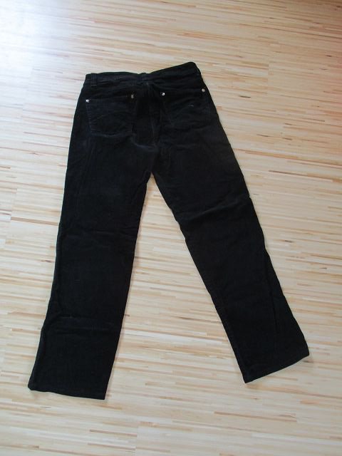 Schwarze Cordhose - Größe 36 - Cecilia Classics - Top Zustand!