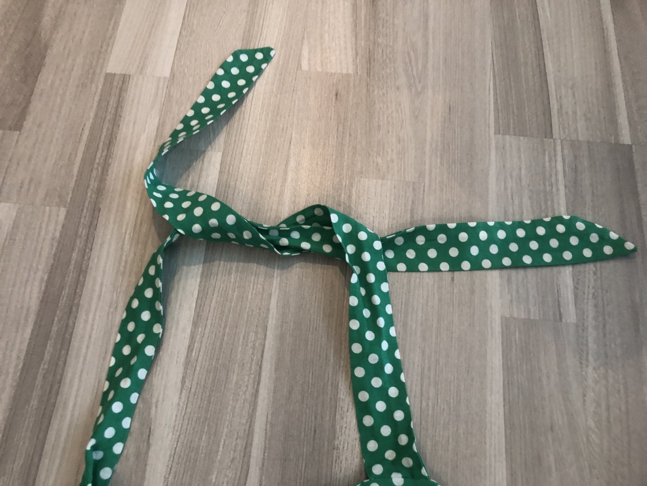 50er Jahre Kleid - Größe 38-40 - weiß-grün gepunktet - TOP!