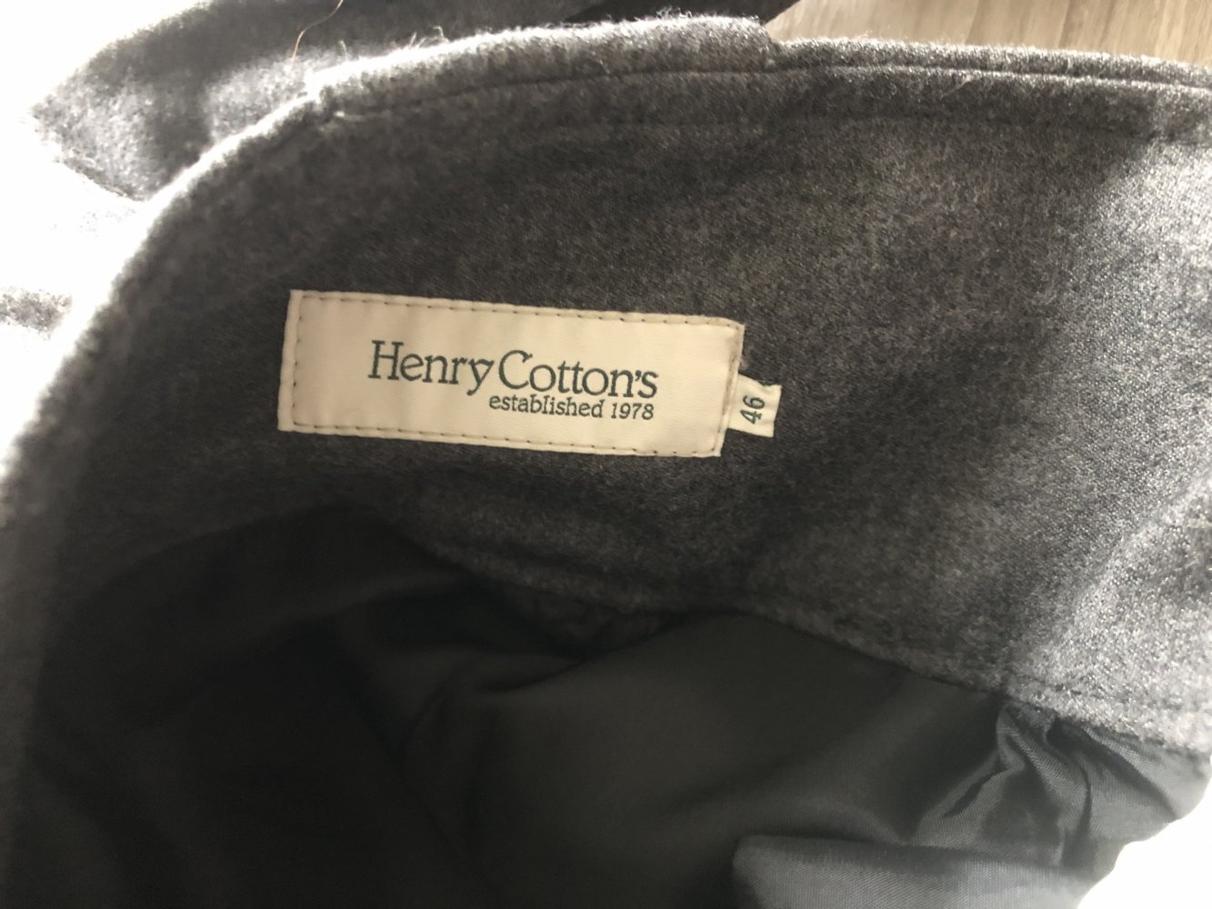 Dunkelgrauer Rock von Henry Cotton´s Größe M - TOP-Zustand!