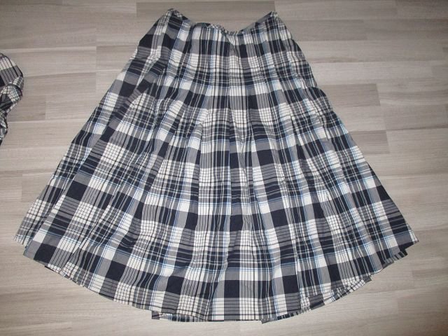 Blau-weiß kariertes Set - Nienhaus - Bluse und Rock - Größe 36 - TOP-Zustand!