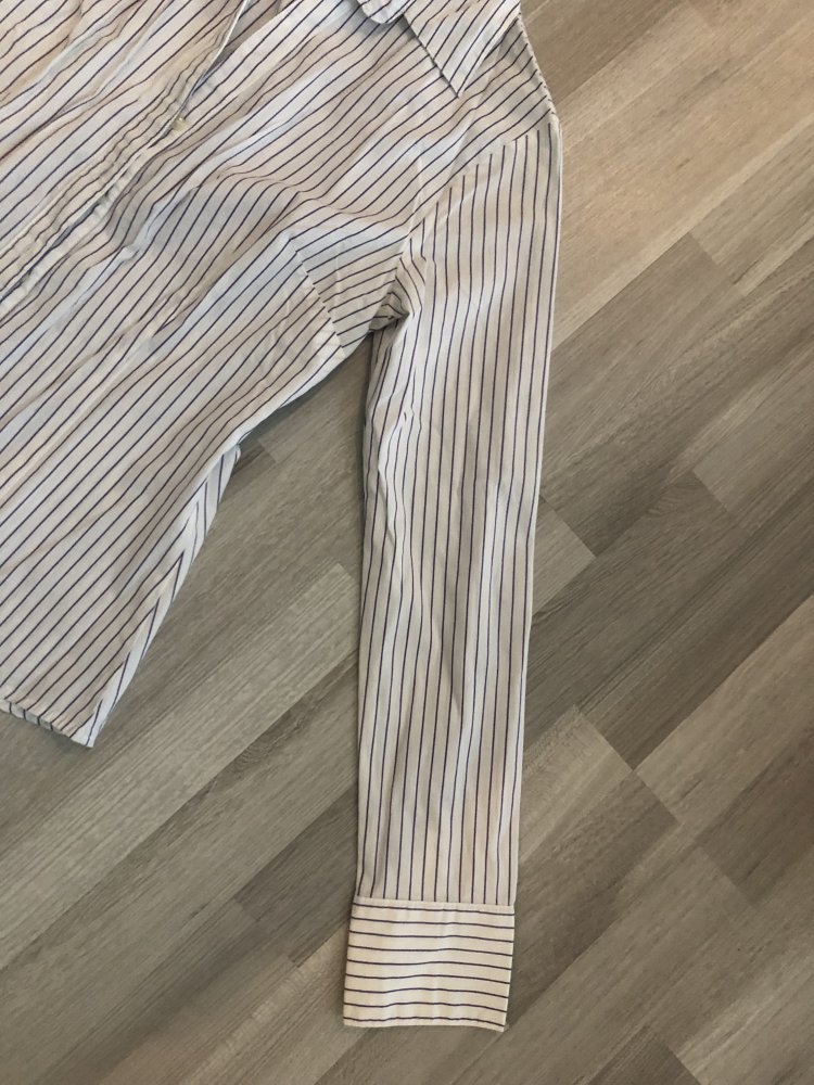 Weiß-lila gestreifte Bluse von Pimkie - Größe M/L - TOP!