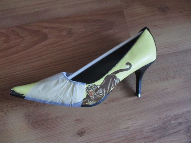 Gelbe Ed Hardy Pumps mit Panther Motiv, Größe 40, NEU