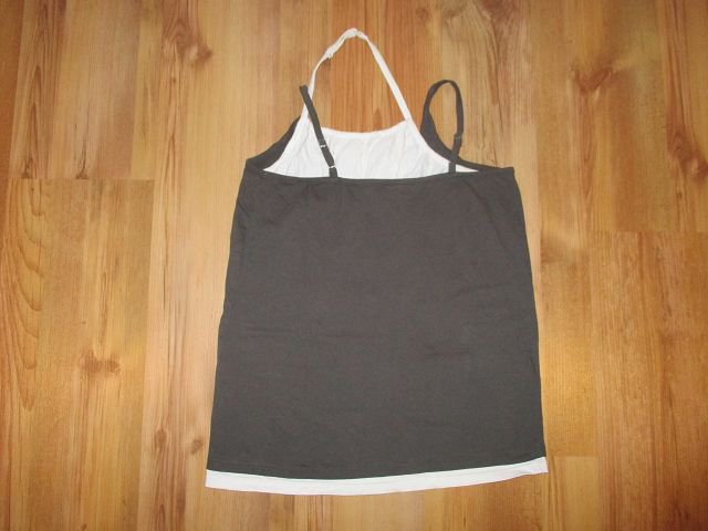 Dunkelgrau-weißes Top von s. Oliver - Größe 164 L - super Zustand!