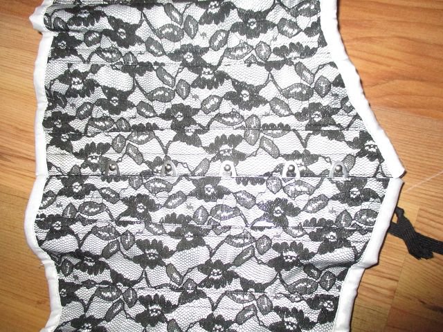 Carmen Martinez Unterbrust-Korsett - Größe M - schwarz weiß - ungetragen!