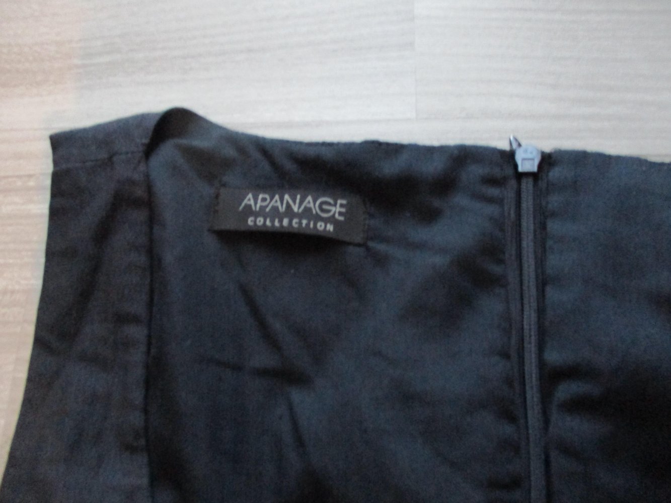 Schwarz glitzerndes Kleid von Apanage - Größe 38 - TOP-Zustand!