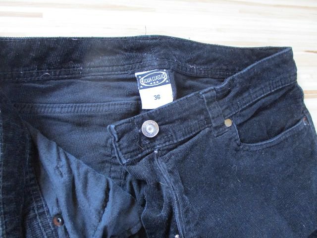Schwarze Cordhose - Größe 36 - Cecilia Classics - Top Zustand!