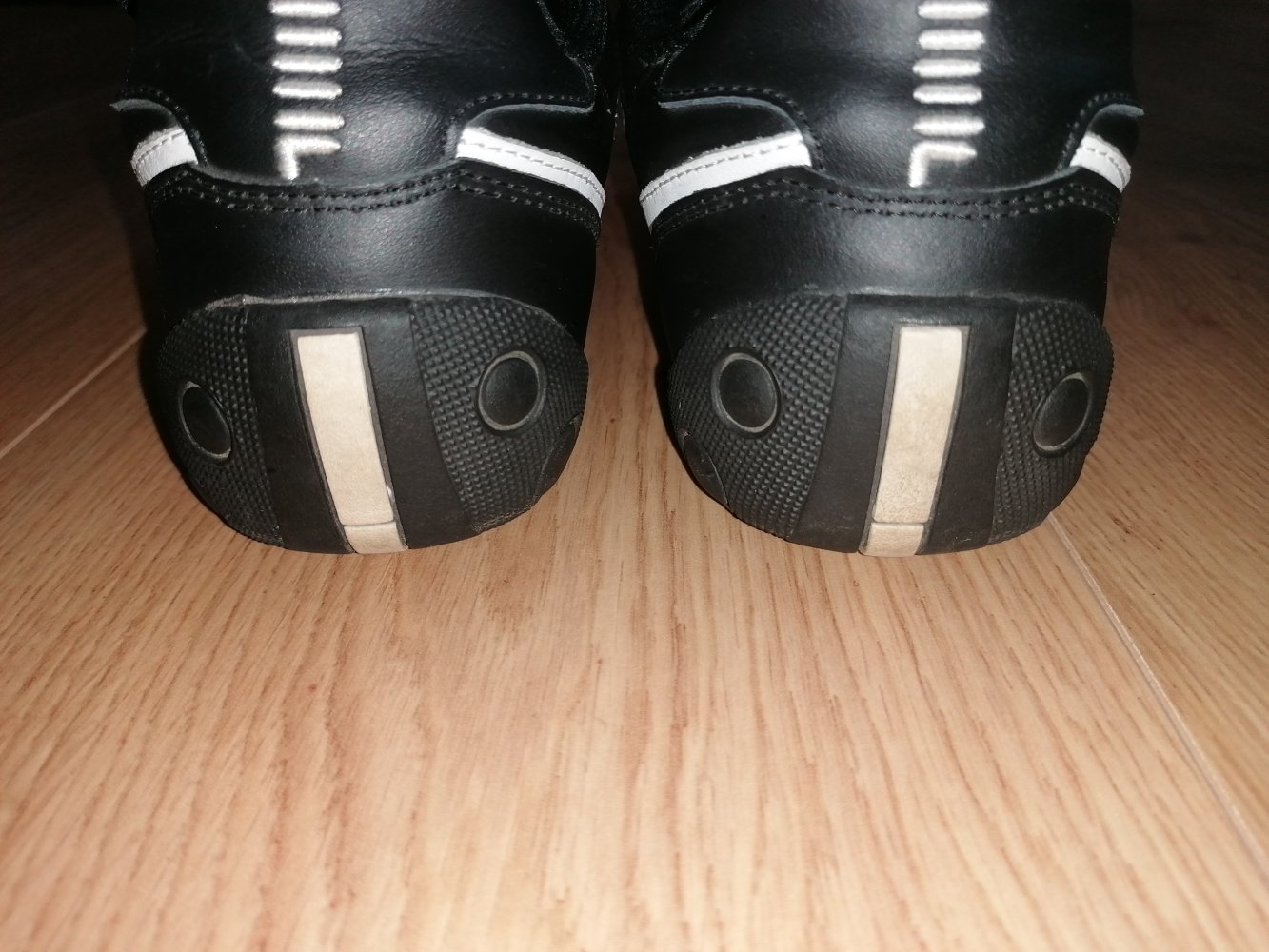 Fila LativaFilativa Damen Herren Turnschuhe Sportschuhe Sneaker Gr. 39,5