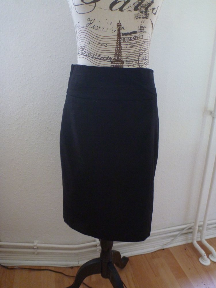 schwarzer Rock H&M Gr. 36/S