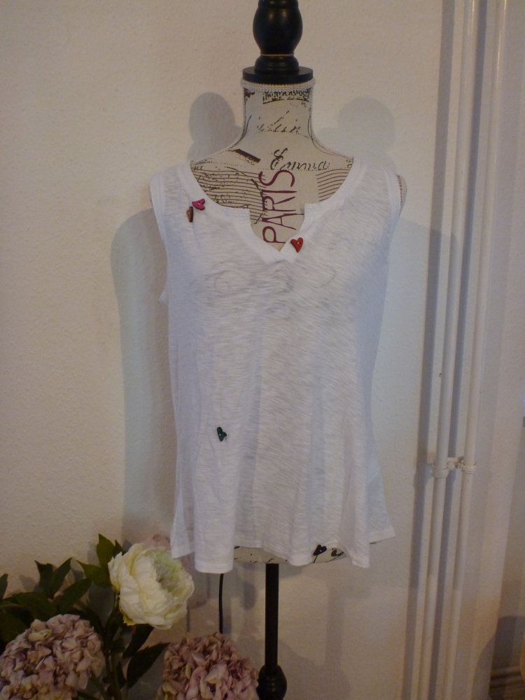 weißes T-Shirt mit Herz-Knöpfen Gr. S/M