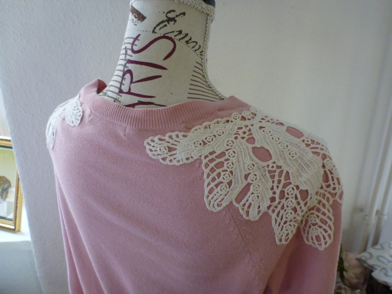 rosa Cardigan / Strickjacke mit Spitze Gr. M/40