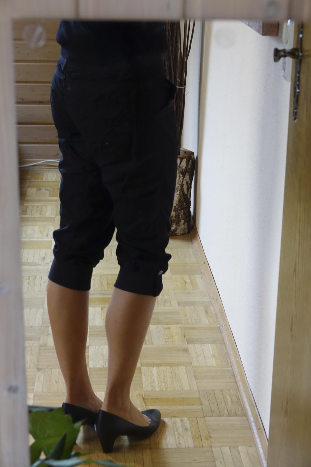 Schwarze Caprihose