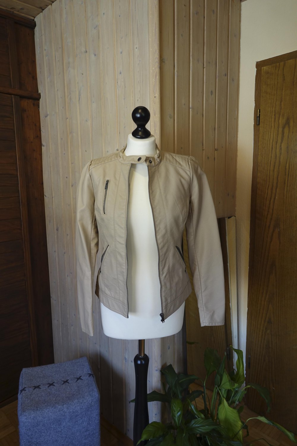 Tolle Lederjacke von Only