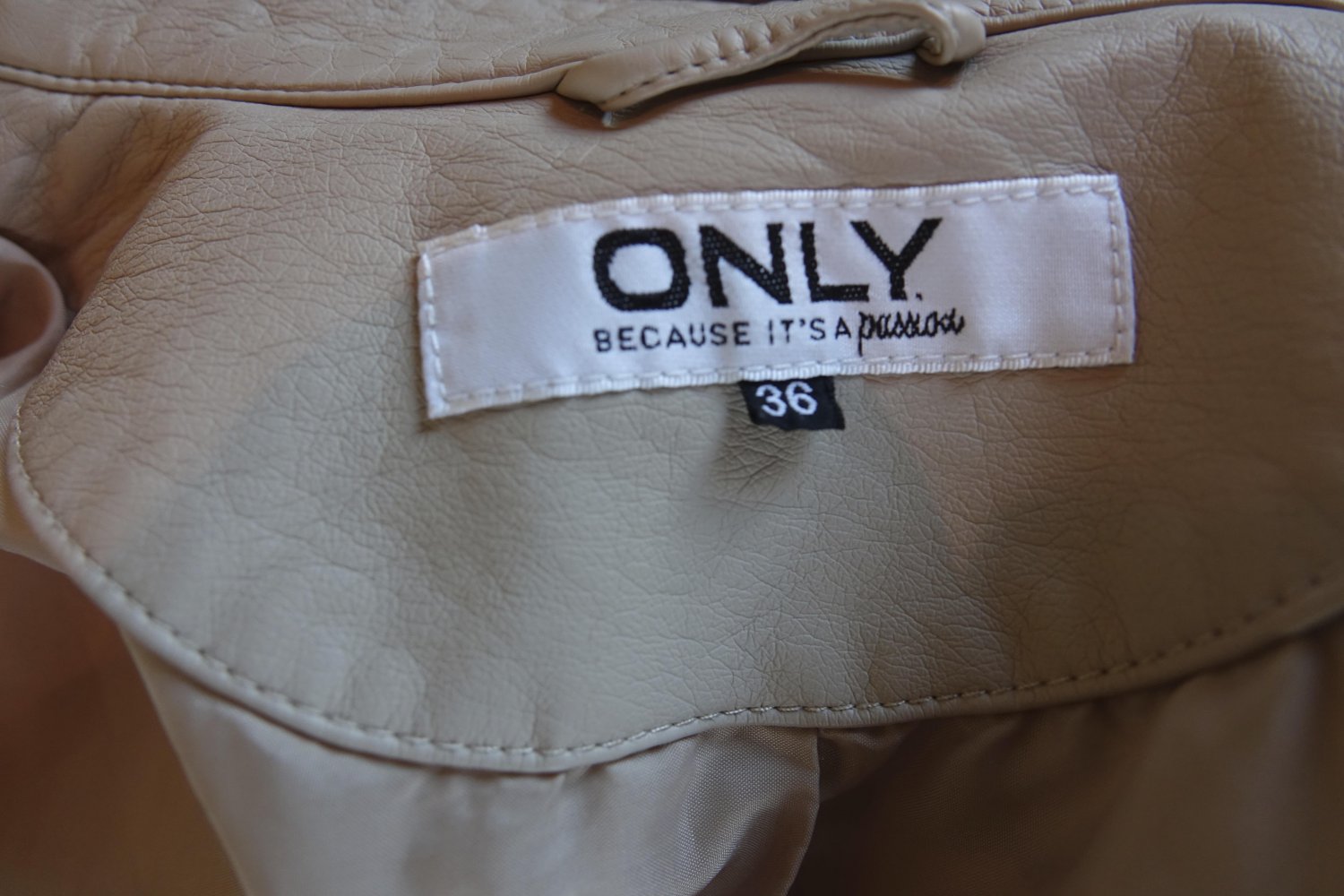 Tolle Lederjacke von Only