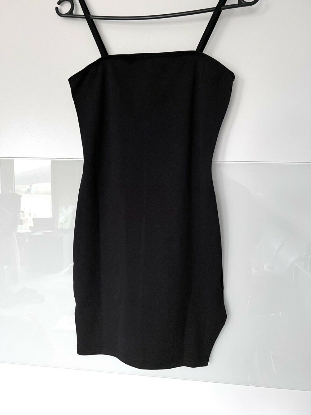 SHEIN Damen Kleid -NEU- Gr. XS / 34 Schwarz / figurbetontes elegantes Damen Kleid mit Schlitz