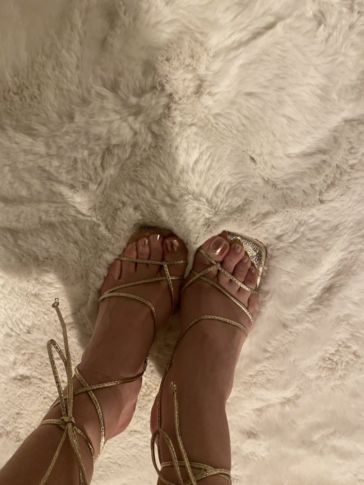 Goldene Schnürheels 