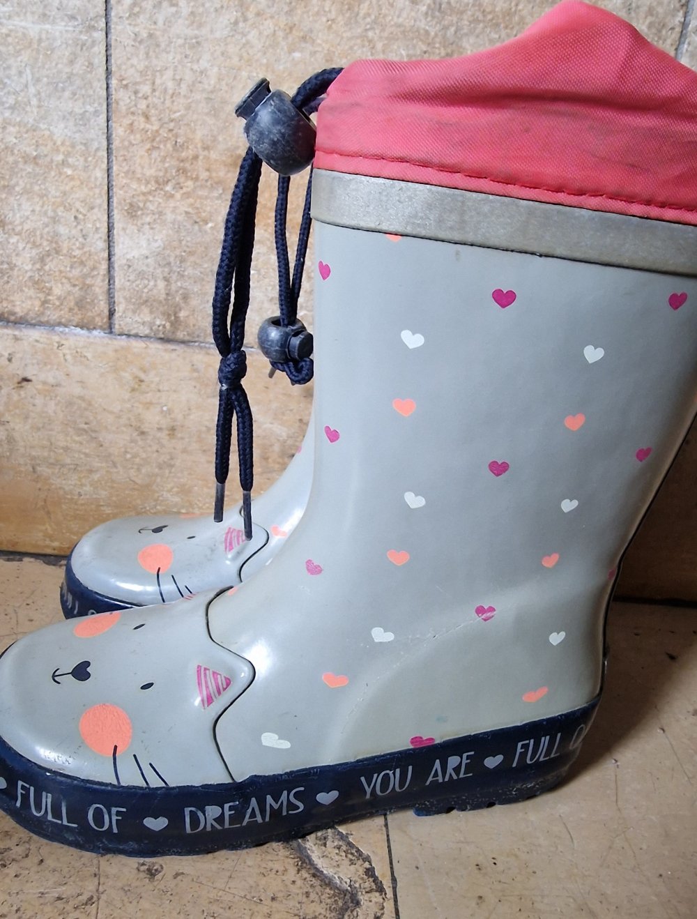 Gummistiefel Mädchen Kind gefüttert Katze Regen Stiefel