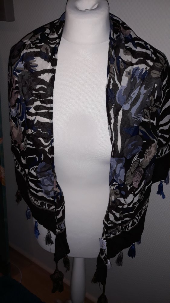 Dreieckstuch von sOliver