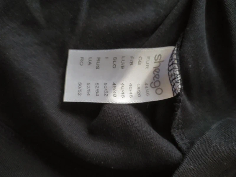 Schwarzer Rollkragenpullover Gr.44/46