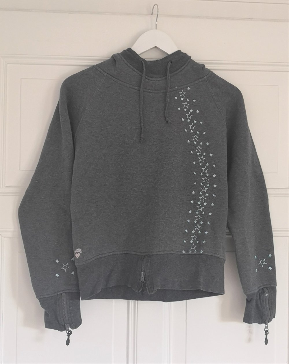 Hoodie / Kapuzen-Pulli von Titus, Gr. S/M, dunkelgrau