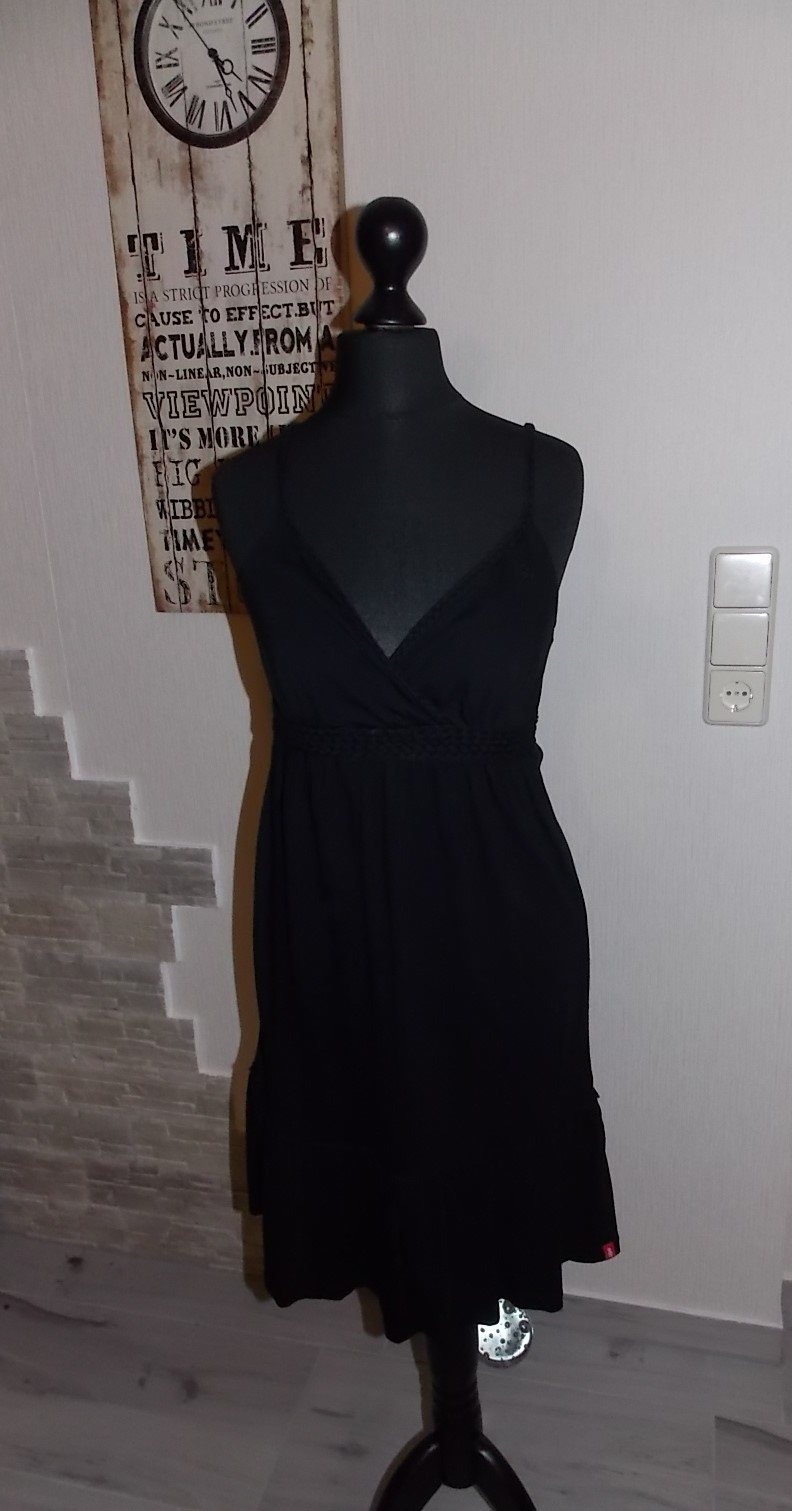 Sommerkleid / Kleines Schwarzes von Esprit
