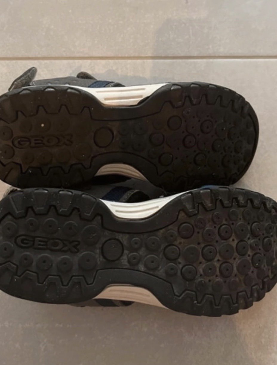 Sandalen von Geox Größe 31