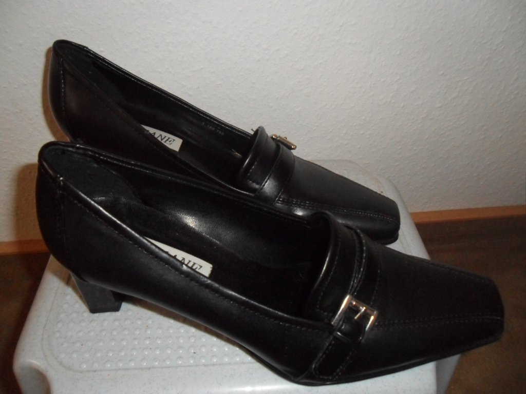 Damen Hackenschuhe Pumps mit Schnalle Gr. 37 schwarz
