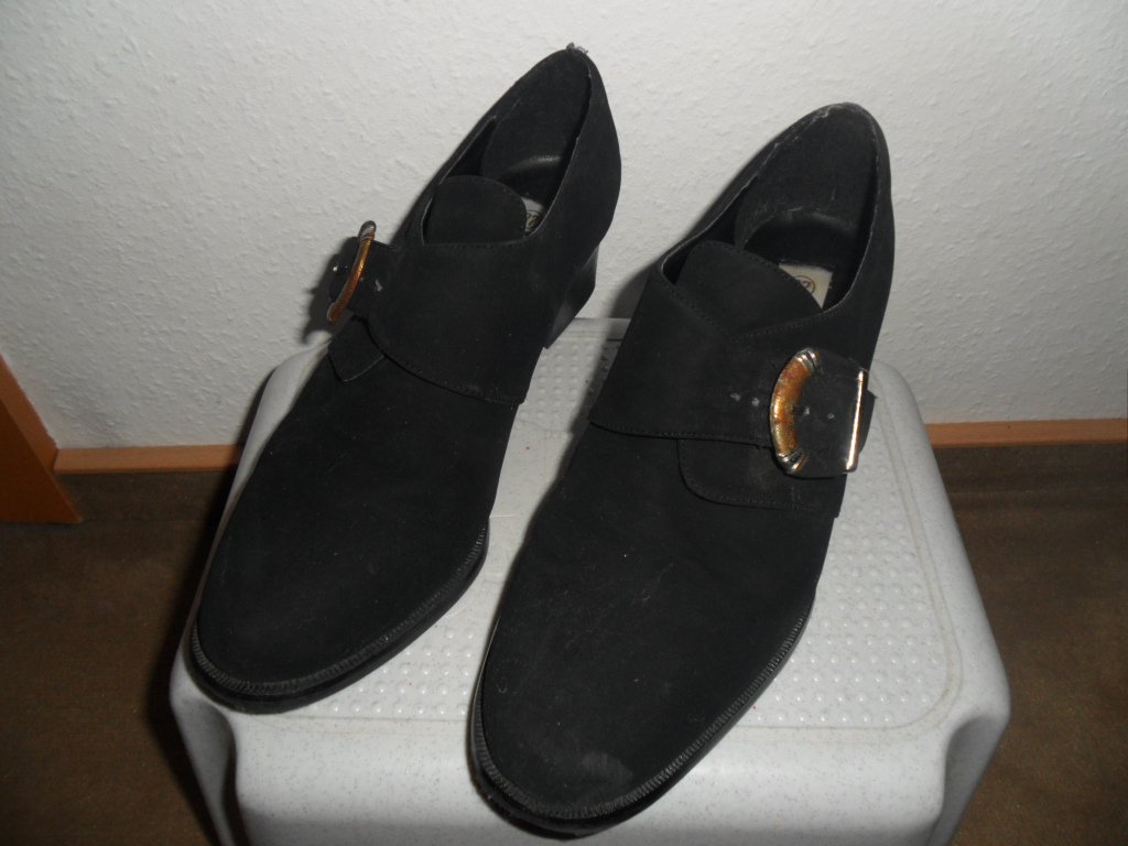 Damen Hackenschuhe Pumps mit Schnalle Gr. 37 schwarz